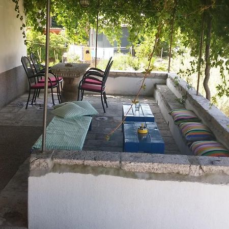 PAPE PUNAT apartmani i sobe Bagian luar foto