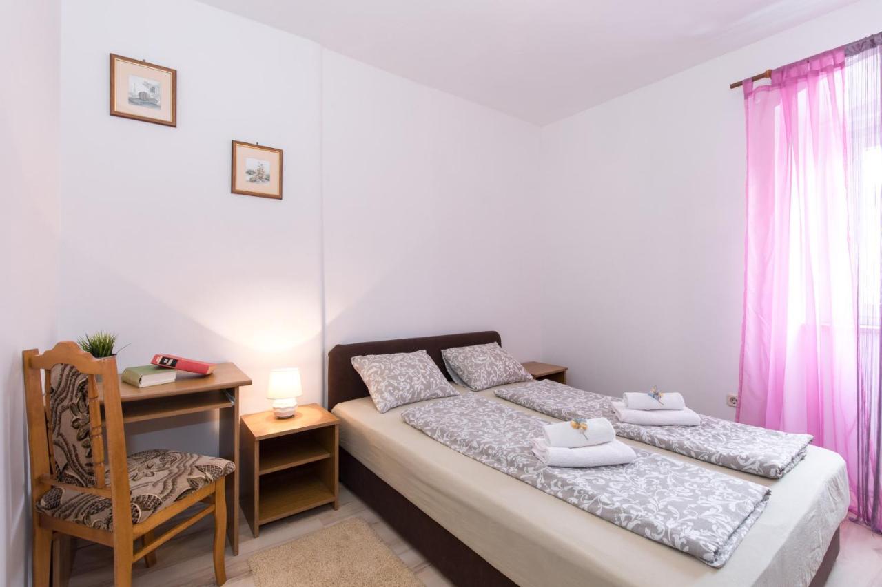 PAPE PUNAT apartmani i sobe Bagian luar foto