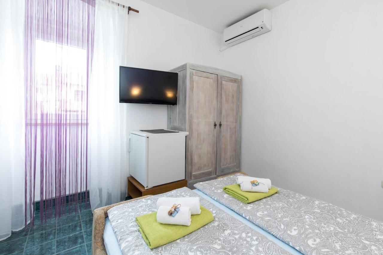 PAPE PUNAT apartmani i sobe Bagian luar foto