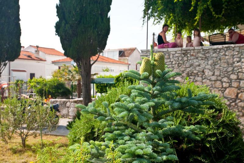 PAPE PUNAT apartmani i sobe Bagian luar foto