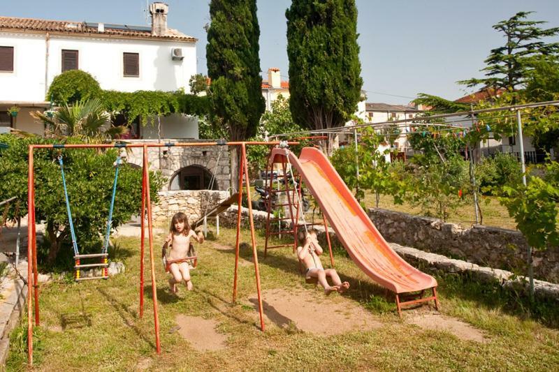 PAPE PUNAT apartmani i sobe Bagian luar foto